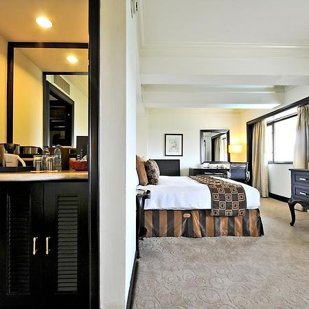 Hotel Intercontinental Manila à Makati City Chambre photo