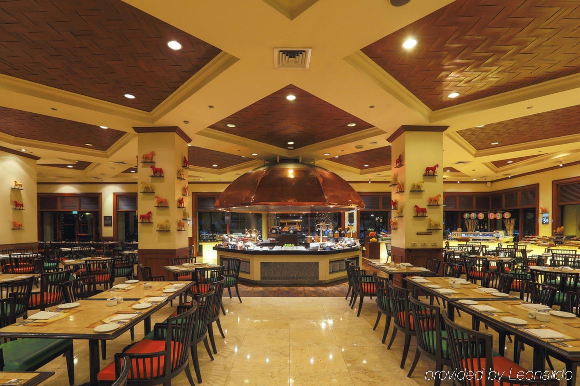 Hotel Intercontinental Manila à Makati City Extérieur photo
