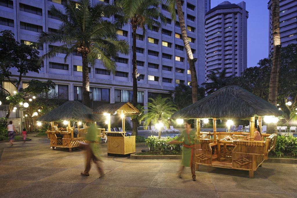 Hotel Intercontinental Manila à Makati City Extérieur photo