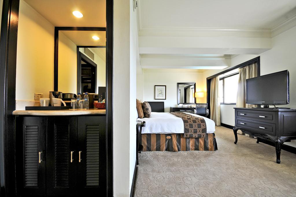 Hotel Intercontinental Manila à Makati City Chambre photo