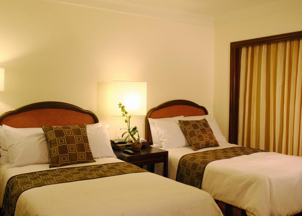 Hotel Intercontinental Manila à Makati City Chambre photo