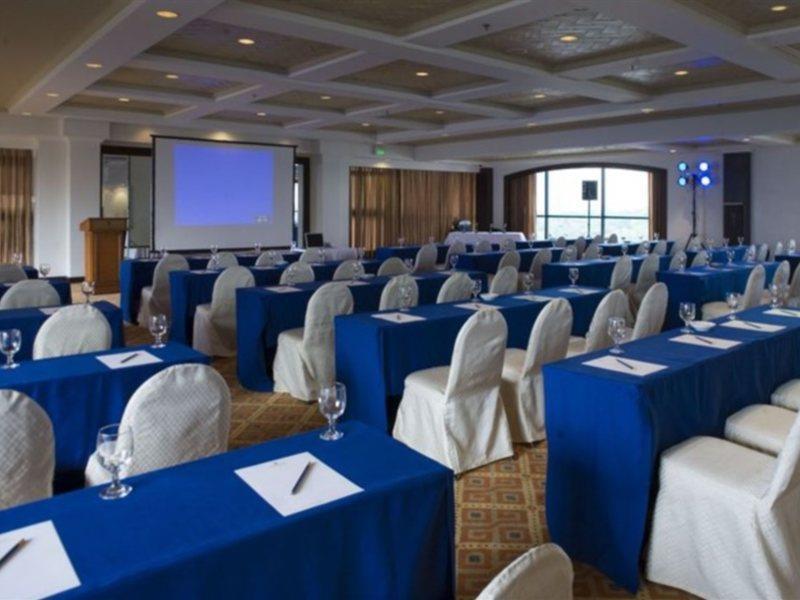 Hotel Intercontinental Manila à Makati City Extérieur photo