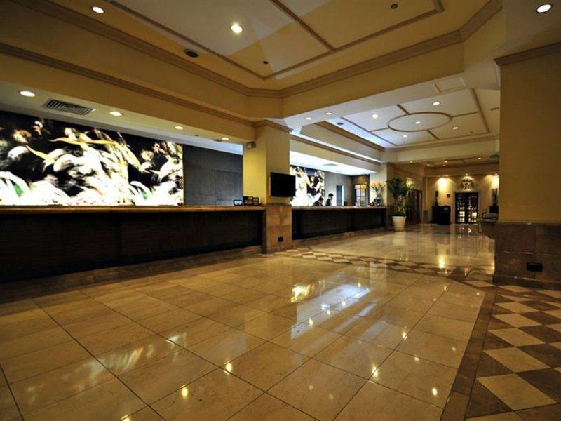 Hotel Intercontinental Manila à Makati City Extérieur photo